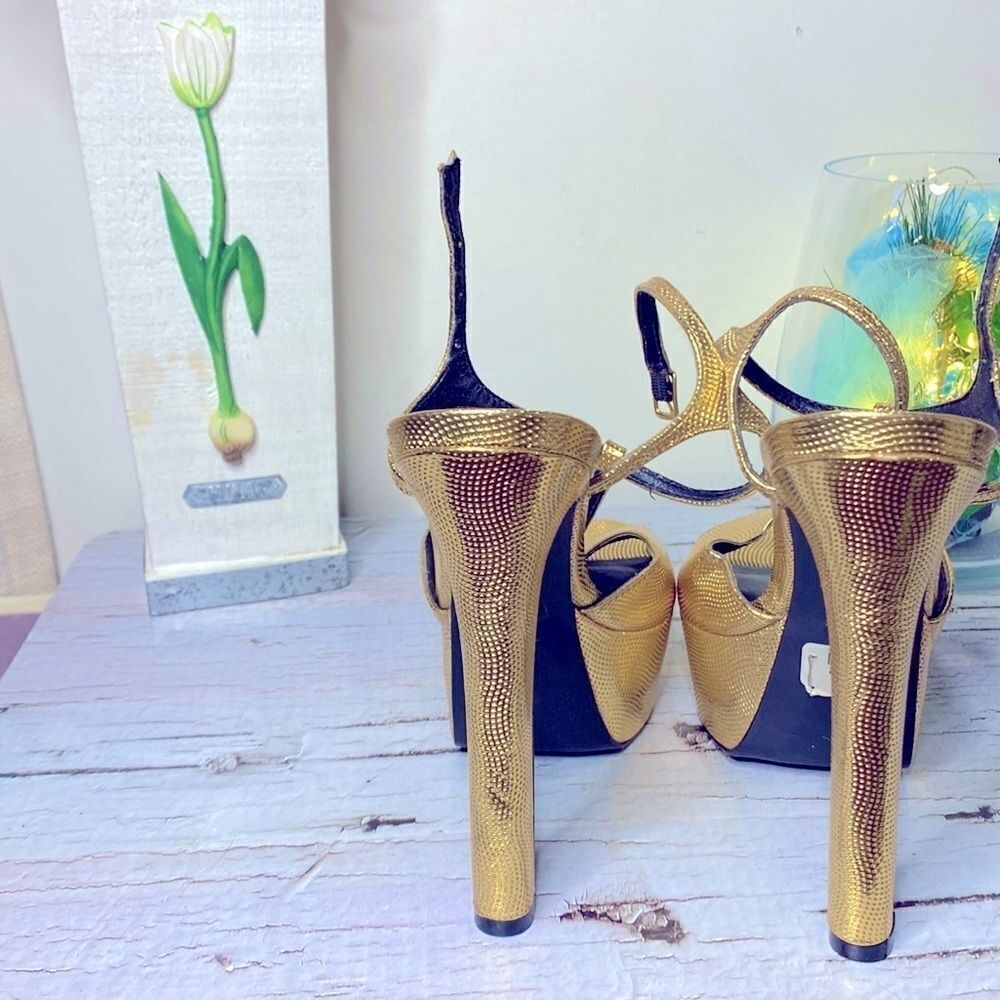🌷ALDO🌷 GORGEOUS Gold Platform Stiletto Heels NWOT - Picture 5 of 11